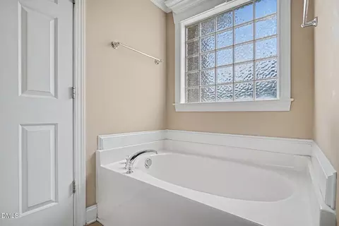 Bath - 51 Jetherage Dr, Willow Spring, NC 27592 photo 2 of 3