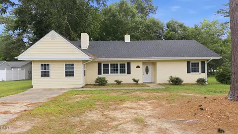 6640 Williams St, Bailey, NC 27807
