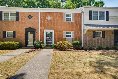 6413 New Market Way, Raleigh, NC 27615