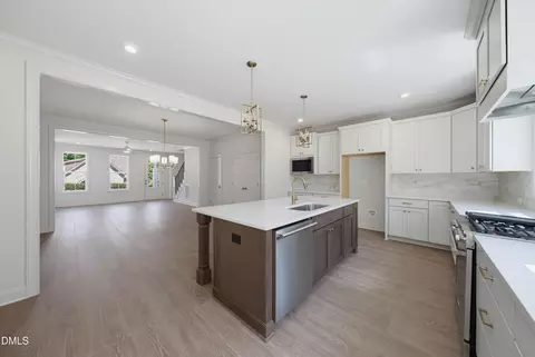 Kitchen - 401 Brooks Ave, Raleigh, NC 27607 photo 1 of 2