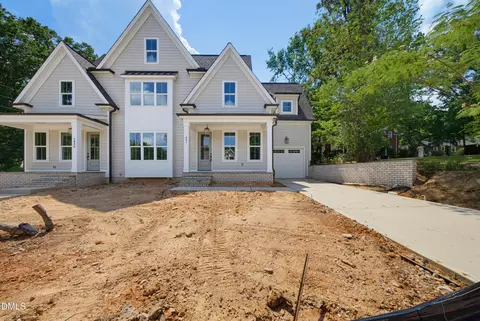 Exterior - 401 Brooks Ave, Raleigh, NC 27607 photo 1 of 4