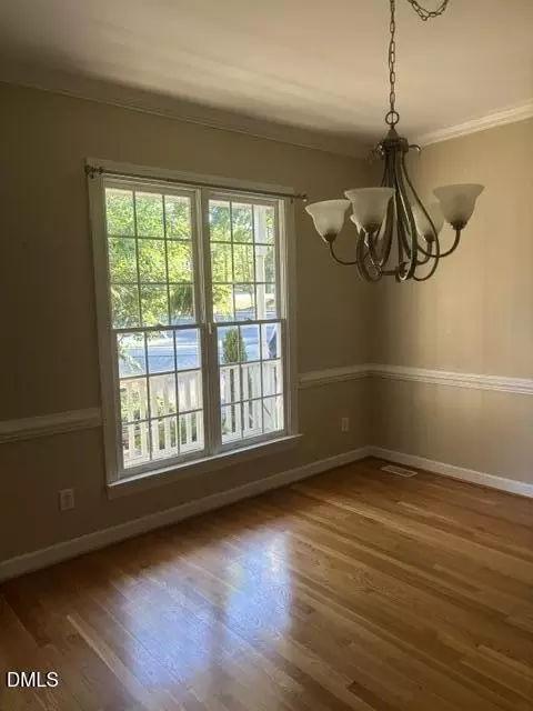 6609 Mafolie Ct, Raleigh, NC 27613