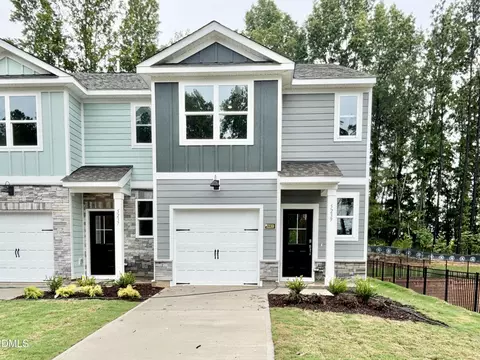 5239 Red Crimson Dr, Willow Spring, NC 27592