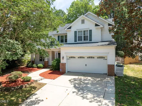 8808 Blakehurst Dr, Raleigh, NC 27617