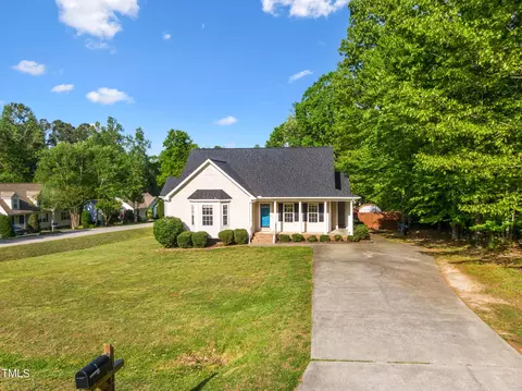 280 Beaver Ridge Dr, Youngsville, NC 27596