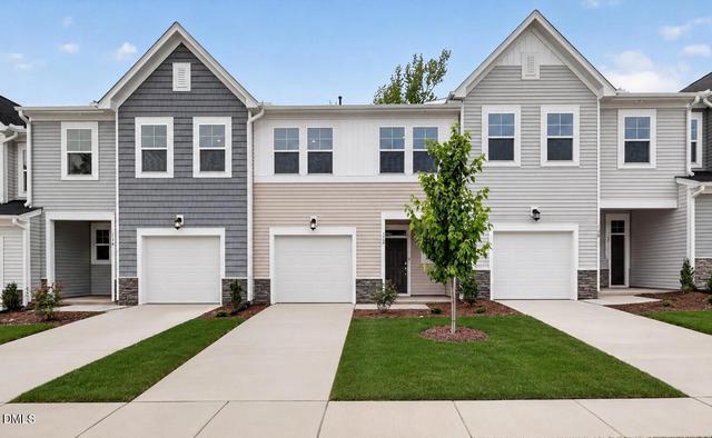 132 Tree Moss Ct, Rolesville, NC 27571