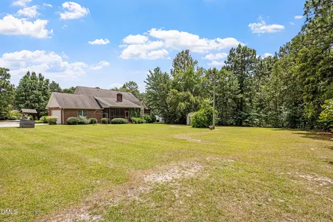 Exterior - 20 Senter Ln, Bunnlevel, NC 28323 photo 8 of 8