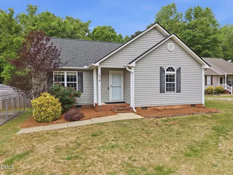 96 Shire Ct, Zebulon, NC 27597
