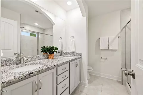 Bath - 309 Lionel St, Durham, NC 27705 photo 1 of 4