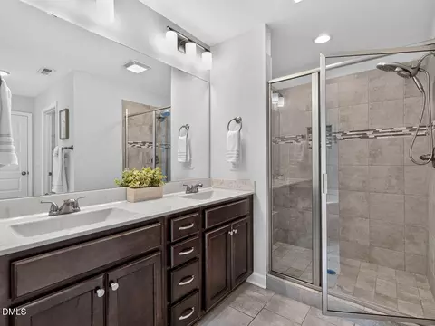Bath - 125 Lodestone Dr, Durham, NC 27703 photo 2 of 4