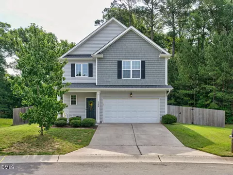 125 Lodestone Dr, Durham, NC 27703