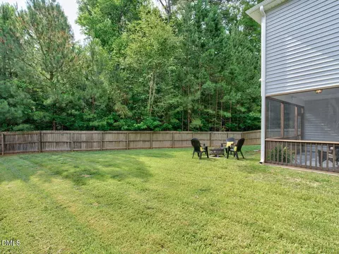 Exterior - 125 Lodestone Dr, Durham, NC 27703 photo 6 of 8