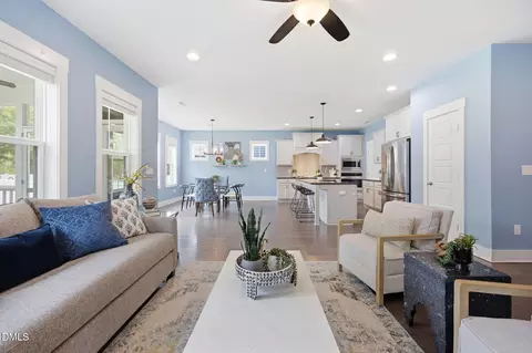 542 Beacon Ridge Blvd, Chapel Hill, NC 27516