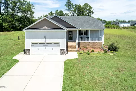 53 Red Wood Rd, Zebulon, NC 27597