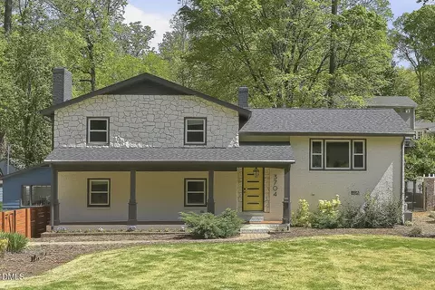 3704 Swann St, Raleigh, NC 27612