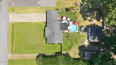 View/Area - 403 W Eason St, Macclesfield, NC 27852 photo 3 of 7