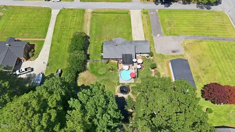 View/Area - 403 W Eason St, Macclesfield, NC 27852 photo 4 of 7