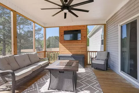 Exterior - 361 Camelia Rd, Benson, NC 27504 photo 3 of 7