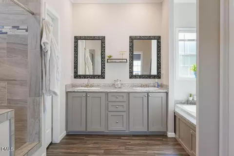 Bath - 361 Camelia Rd, Benson, NC 27504 photo 2 of 5