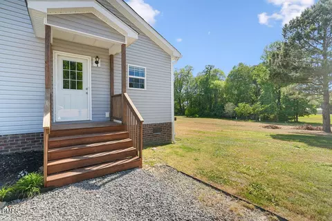 Exterior - 361 Camelia Rd, Benson, NC 27504 photo 4 of 7