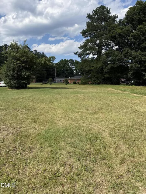 303 W Baker St, Ahoskie, NC 27910