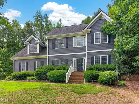 305 Neuse Ridge Dr, Clayton, NC 27527