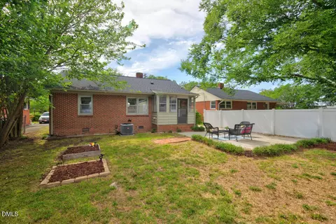 Exterior - 1408 Watts St, Durham, NC 27701 photo 4 of 6