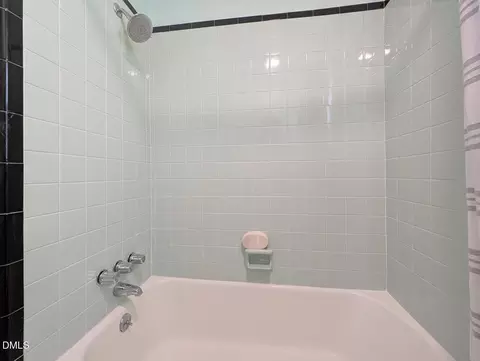 Bath - 1408 Watts St, Durham, NC 27701 photo 3 of 3