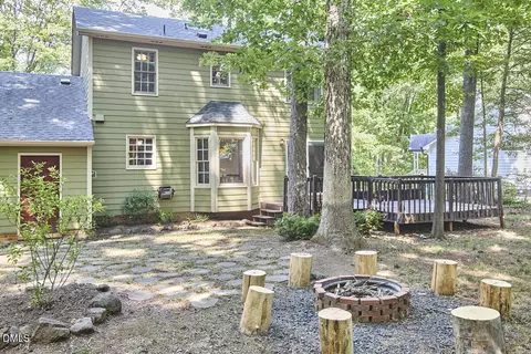 Exterior - 10 Cedar Bluff Ct, Durham, NC 27704 photo 5 of 14