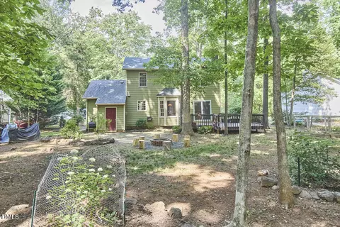 Exterior - 10 Cedar Bluff Ct, Durham, NC 27704 photo 8 of 14