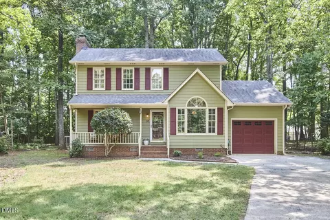 10 Cedar Bluff Ct, Durham, NC 27704