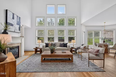 218 Ashdown Forest Ln, Cary, NC 27519
