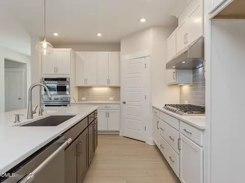 402 N Village Pkwy, Pittsboro, NC 27312