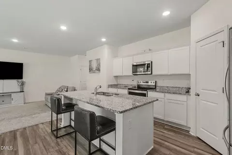 900 Berkeley Glen Rd, Zebulon, NC 27597