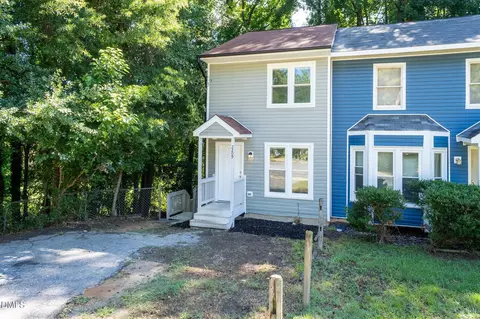 2209 Quartz Ct, Raleigh, NC 27610