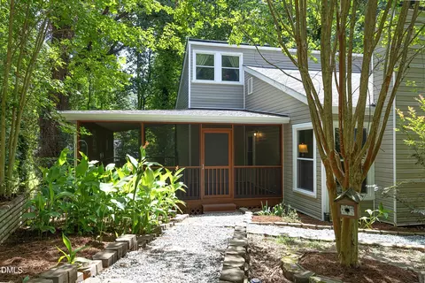 125 Lady Bug Ln, Chapel Hill, NC 27516