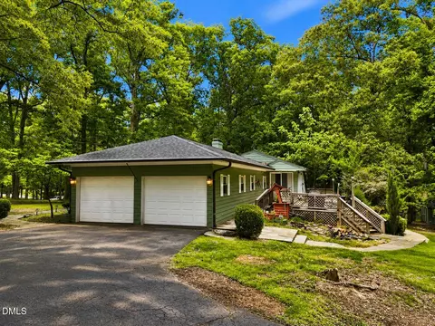 Exterior - 4505 Renfrew Dr, Durham, NC 27705 photo 7 of 15