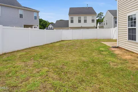 Exterior - 2708 Red Ruby Ln, Raleigh, NC 27610 photo 5 of 5