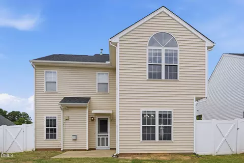 Exterior - 2708 Red Ruby Ln, Raleigh, NC 27610 photo 3 of 5