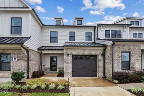 52 Paperwhite Pl, Clayton, NC 27527