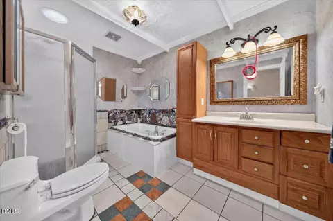 Bath - 3918 Cheek Rd, Durham, NC 27704 photo 3 of 6