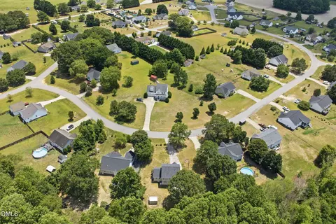 View/Area - 433 Rosa Cir, Willow Spring, NC 27592 photo 4 of 5