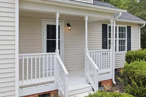 Exterior - 433 Rosa Cir, Willow Spring, NC 27592 photo 4 of 9
