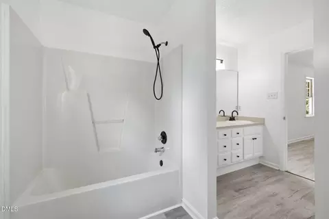 Bath - 433 Rosa Cir, Willow Spring, NC 27592 photo 3 of 5