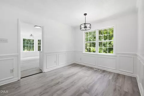 Dining - 433 Rosa Cir, Willow Spring, NC 27592 photo 1 of 2