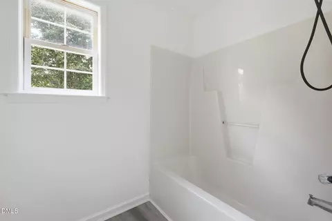 Bath - 433 Rosa Cir, Willow Spring, NC 27592 photo 5 of 5