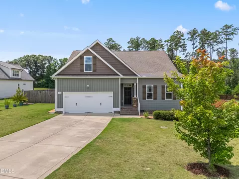 102 Regal Pond Dr, Angier, NC 27501