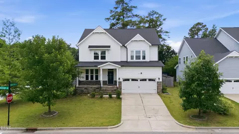 201 Patterson Ct, Cary, NC 27513