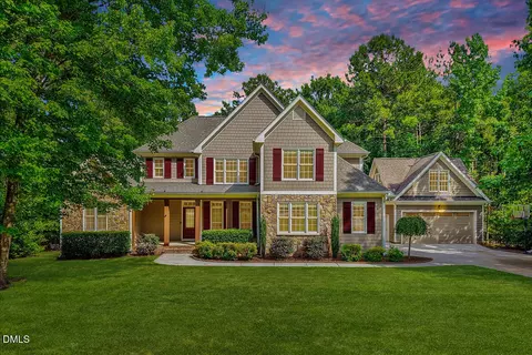 1006 Chatham Ct, Youngsville, NC 27596