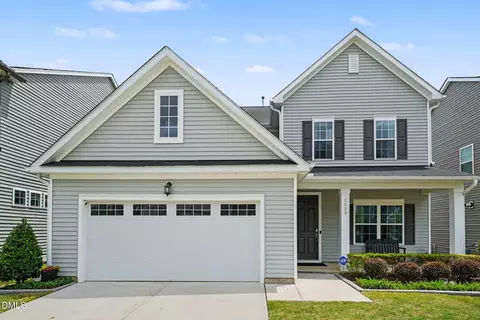 1033 Bellewood Park Dr, Angier, NC 27501